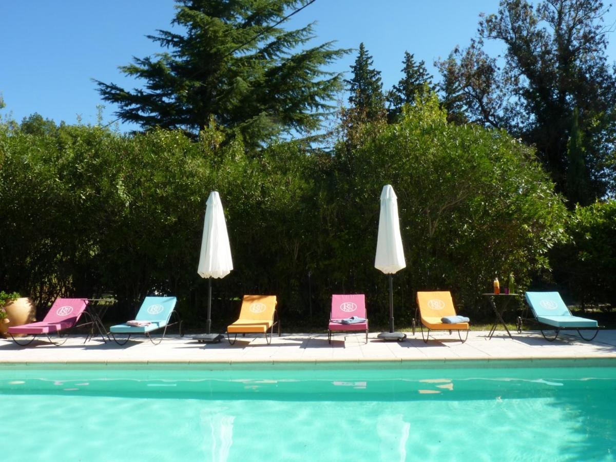Domaine De Rhodes B&B อาวีญง ภายนอก รูปภาพ