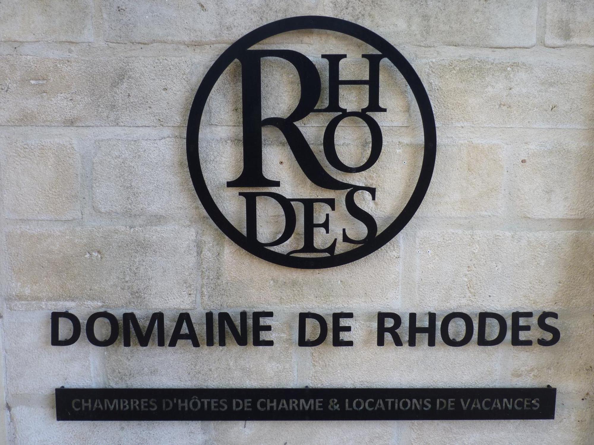 Domaine De Rhodes B&B อาวีญง ภายนอก รูปภาพ