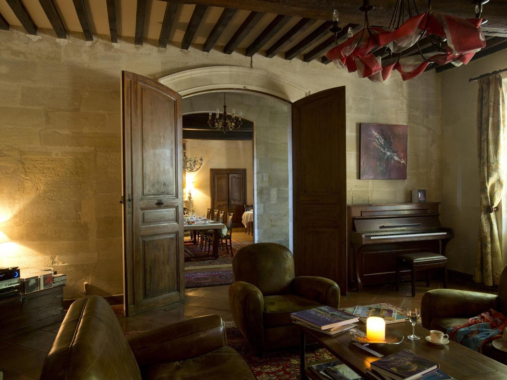 Domaine De Rhodes B&B อาวีญง ภายนอก รูปภาพ