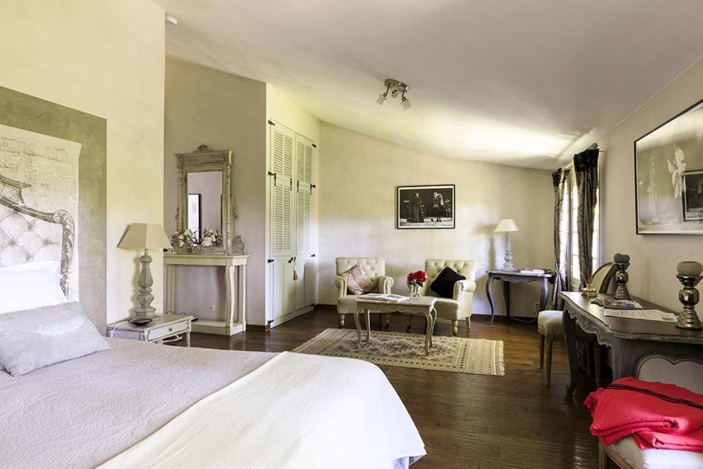 Domaine De Rhodes B&B อาวีญง ห้อง รูปภาพ